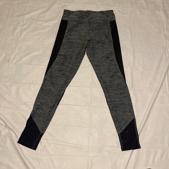 EXP CORE PERFORMANCE WOMEN LEGGING SIZE M/M IN EXCELLENT CONDITION - Picture 1 of 7